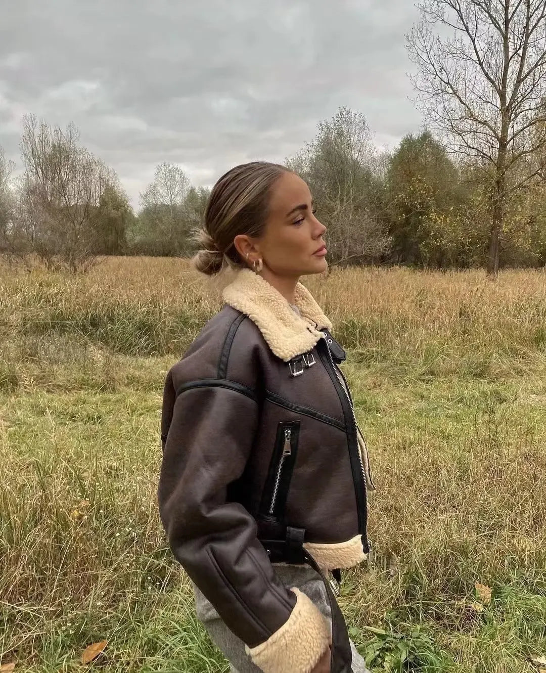 Giacca da donna alla moda autunno, spessa e calda, in pelliccia sintetica, vintage, a maniche lunghe, con cintura e orlo, capispalla da donna, eleganti top
