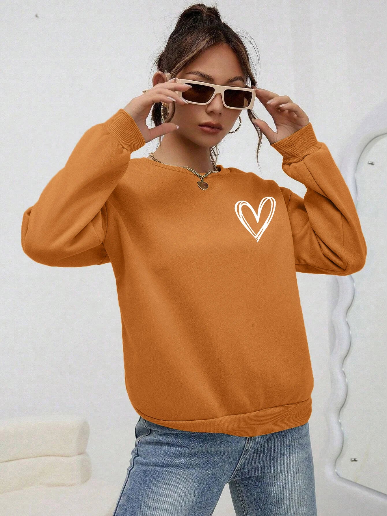 Felpe con stampa a forma di cuore semplice per donna, comode e casual, con scollo rotondo, in pile, calde e comode, abbigliamento sportivo