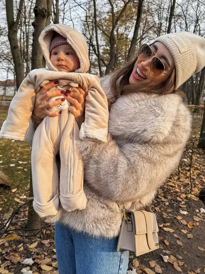 Y2K TRAF Cappotti oversize in pelliccia sintetica da donna alla moda 2024 Giacche invernali spesse e calde Casual con tasche Eleganti da donna Nuovi capispalla