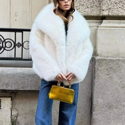 TRAF Cappotto in pelliccia sintetica bianco 2024 Donna Nuovo in cappotti Autunno Inverno Pelliccia Peluche Soffice Giacca Calda Rosso Grigio Nero Capispalla