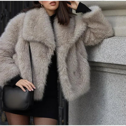 Caldo ed elegante cappotto in pelliccia sintetica da donna invernale spesso a maniche lunghe, tinta unita, 2024, nuovo capospalla da strada alla moda per donna