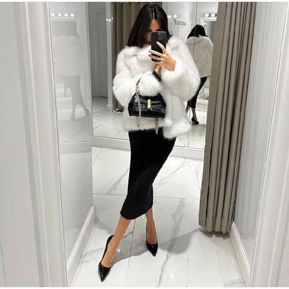 Cappotto in pelliccia sintetica soffice da donna, spesso e caldo, con colletto rovesciato, alla moda, di lusso, top 2024, elegante da donna, soprabito da strada