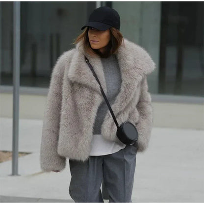 Caldo ed elegante cappotto in pelliccia sintetica da donna invernale spesso a maniche lunghe, tinta unita, 2024, nuovo capospalla da strada alla moda per donna