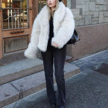 TRAF Cappotto in pelliccia sintetica bianco 2024 Donna Nuovo in cappotti Autunno Inverno Pelliccia Peluche Soffice Giacca Calda Rosso Grigio Nero Capispalla