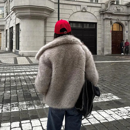 Neo Mint 2024 Inverno Iconic Blogger Fashion Soffice Colletto Quadrato Cappotto in Pelliccia Sintetica Donna Ins Hot Chic Ragazze Giacca in Pelliccia di Volpe Capispalla