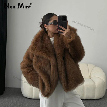Neo Mint 2024 Inverno Iconic Blogger Fashion Soffice Colletto Quadrato Cappotto in Pelliccia Sintetica Donna Ins Hot Chic Ragazze Giacca in Pelliccia di Volpe Capispalla